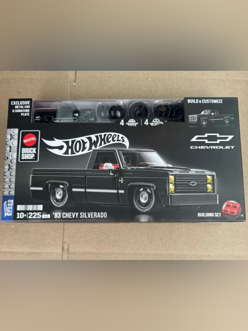 '83 Chevy Silverado Hot Wheels Brickshop Building Set